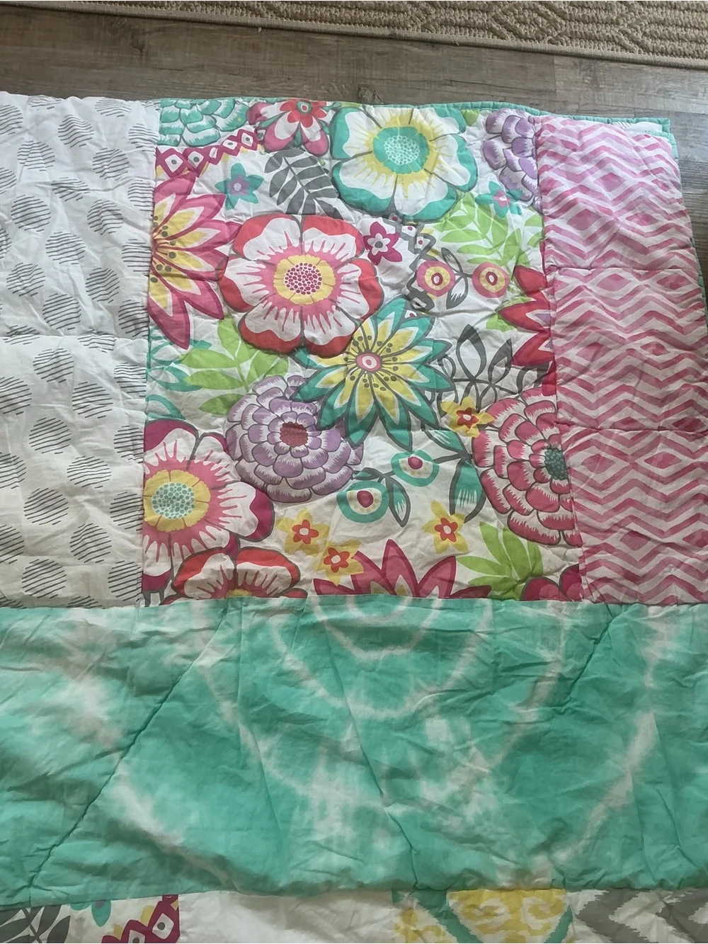 Pottery Barn Teen PBteen Sunset Beach Quilt Full Boho Patchwork Floral